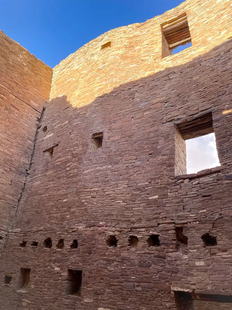 exploring the rooms inside Pueblo Bonito